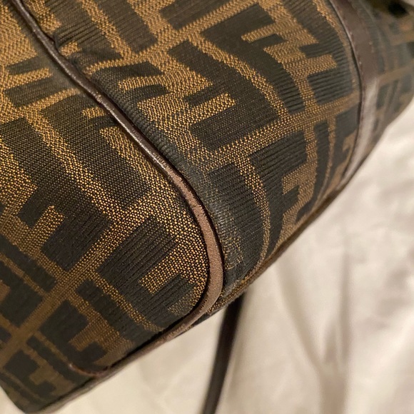 Fendi Zucca Boston Bag  / Offers are welcome!! - Picture 8 of 14